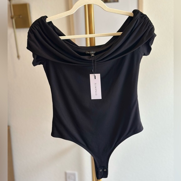 Dynamite Black Ruched Off-Shoulder Bodysuit NWT- Size M - Picture 1 of 7